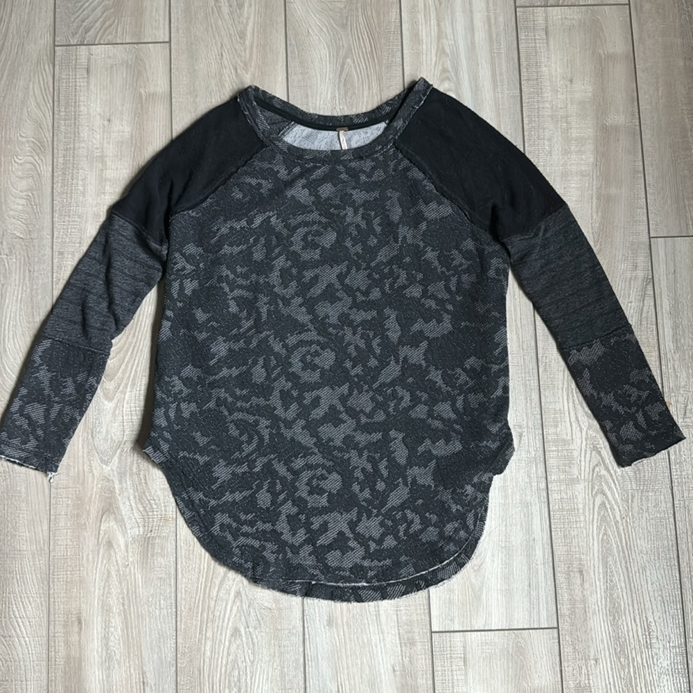 Free People floral Jacquard Sweatshirt Black Floral Round Neck textured